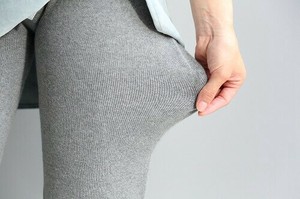 綿のニットレギンス(マタニティレギンス併用可)「2022新作」