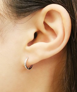 【定番人気】ワンタッチピアス