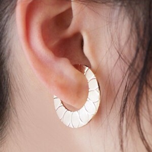 Clip-On Earrings Gold Post Ear Cuff Jewelry