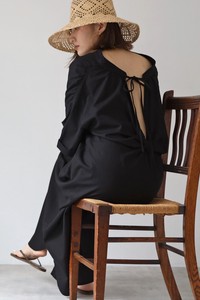 Pre-order Casual Dress Design black Back V-Neck One-piece Dress