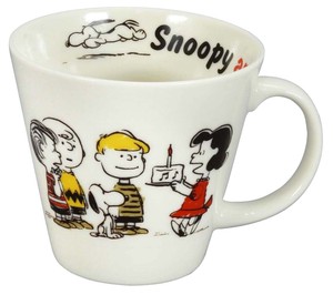 Snoopy Peanuts Friends Mug Cake