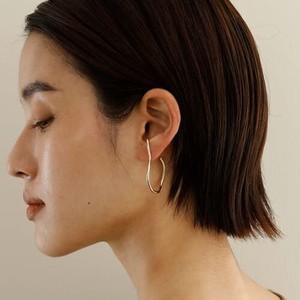 Ca metal Pierced Earring