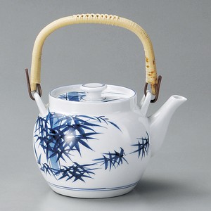 KURETAKE Size 6 Earthen Teapot Arita Ware