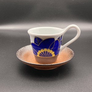 【日本製 有田焼】藍桜　カップ&ソーサー　碗皿