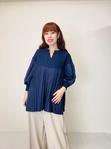 Cable Knitted Docking Pleats Blouse