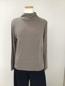 Pearl Knitted Cut And Sewn Bottle Neck