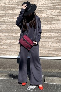 Cardboard Box Knitted 20 Big Silhouette Round Neck wide pants