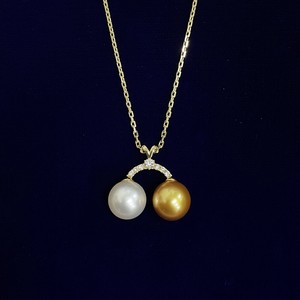 Yellow Gold Necklace Pearl 10mm Natural Diamond