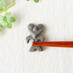 Chopsticks Rest Heart Gray
