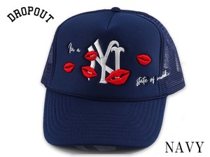DROPOUT NY KISS TRUCKER HAT19937