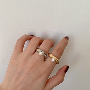Plain Ring Pearl Design Rings