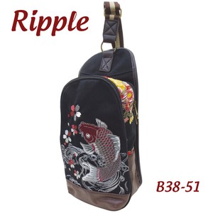 【Ripple】帆布刺繍ボディバッグ 紅鯉桜