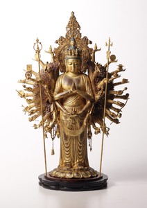 Buddha statue isumu Senju Kannon
