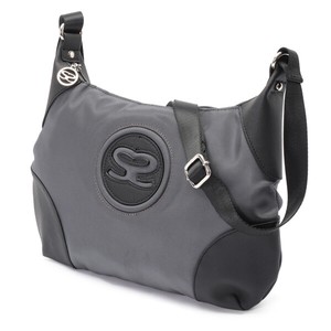 【SAVOY(サボイ)】ナイロン系素材のバッグ