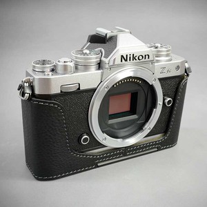 LIM'S Nikon Zfc 専用 イタリアンレザー カメラケース Black Classic Ver. NK-ZFCCBK ニコン カメラ用品