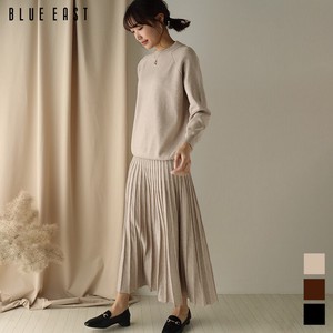 Knitted Pleats Skirt Suit Set