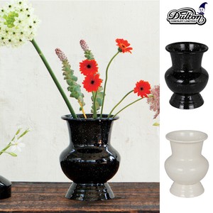 Enameled flower vase　Curve