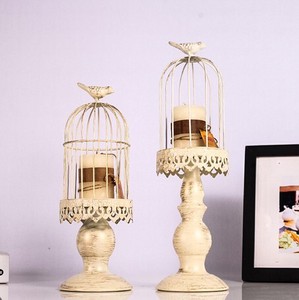 鉄芸アイデア白いレトロ鳥籠彫花蝋燭台キャンドルディナー復古風写真撮影道具 BQ621