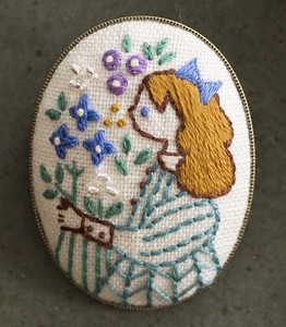 COSMO My Story With Floral Emrbroidery Kit Brooch