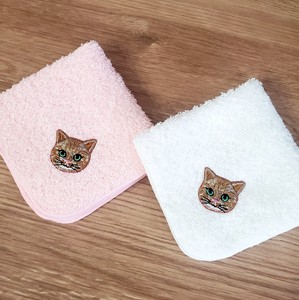 Cat Embroidery Towel Handkerchief 2 Pcs Set Pink White