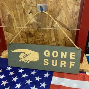 【SALE！】 ミニサインボード [GONE SURF / SLW042] MDF看板「2022新作」