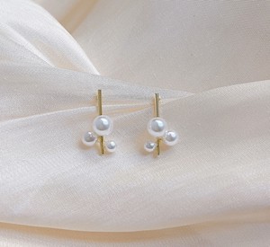 Pearl Pierced Earring Earring