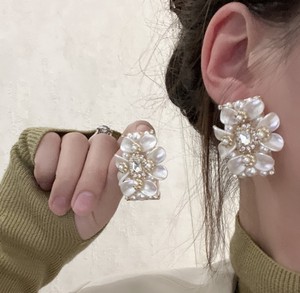 Flower Pierced Earring Earring 2022