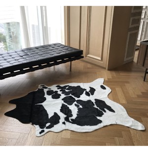 黒と白の牛のフロアマット ZCLB065