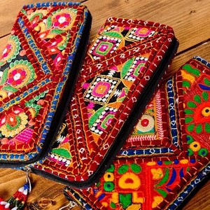 Embroidery Long Wallet