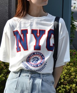 フロッキープリントNYC Tシャツ