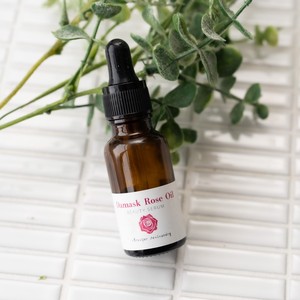 Rose Oil Serum Countermeasure Skin Moist 20 ml