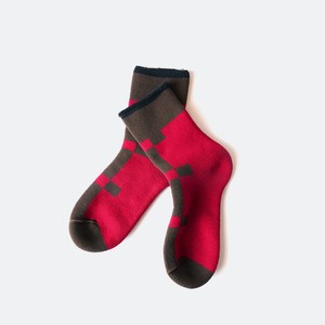 【2022新作】LATTICE（red）- fluffy socks