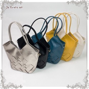 新作　新素材軽い合皮鞄　とても軽くて使いやすい当社人気商品ですバックインバッグ　かるかるバッグ