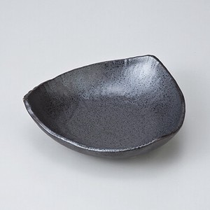 黒釉三角鉢 [minoware Mino ware 美濃焼]「2022新作」
