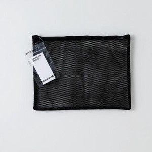 【父の日】メッシュバッグB4サイズ（ブラック）　日本製　洗濯OK『LAUNDRY BAG M/BLACK』