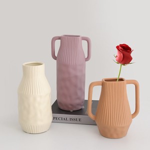 創造的なセラミック花瓶 YMA395