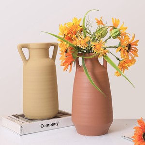 創造的なセラミック花瓶 YMA426