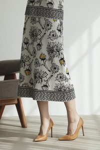 Line Drawing Flower Card Knitted Skirt