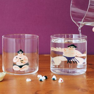 To Put In Sumo Wrestlers Glass
