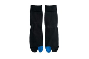 FAKUI COLOR BLOCK Socks BLACK Color Scheme Tabo Socks