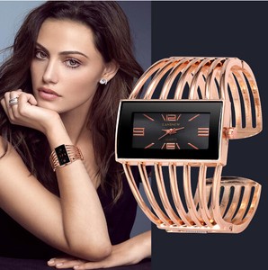 Ladies Bangle Bracelet Clock/Watch Wrist Watch 2003