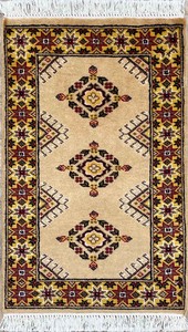手織り絨毯　玄関マット　ウール100％　約50x80cm　ベージュ　パキスタン製　民族柄【38124】