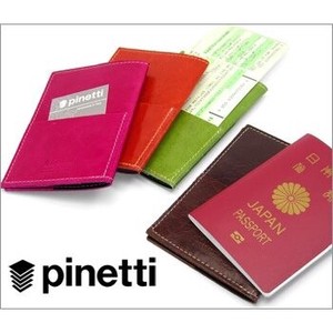 【イタリア製】PINETTI　VINTAGEパスポートケース　クリアランス　セール【在庫処分品特価】