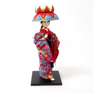 9インチ　日本人形　沖縄　琉球舞踊　レッド
