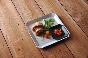 デプレブラック八角プレートS 黒系 洋食器 小皿 日本製 美濃焼 カフェ風 おしゃれ モダン