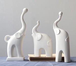 アイデア陶磁器工芸動物象のリビングに装飾品を置YWQ713