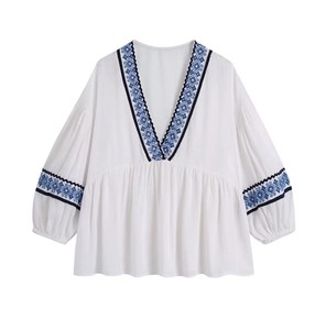 SF1009-100-22378 .  夏の新作白刺繍パッチワークシャツ           AZCHA871