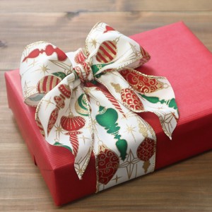 Wired Ribbon Christmas Ornaments