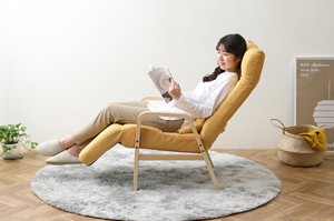 【アイリスオーヤマ　寝具・インテリア　座椅子・チェア】　リクライニングウッドアームチェア