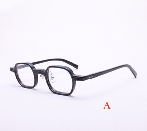 56010       レトロフレームの眼鏡           ZCHA3495
